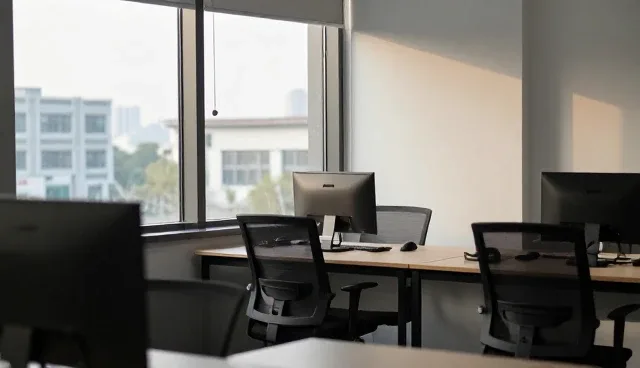 污水处理设备在复杂工况下的性能表现与适用场景